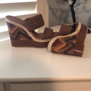 Lucky brand boho slide wedges